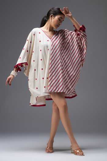 Buy_Aaroh By Dolly_White Pure Cotton V-neck Hand Block Print Kaftan _Online_at_Aza_Fashions