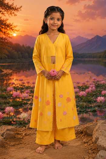 Charu Makkar Silk Chanderi Jacket Set 