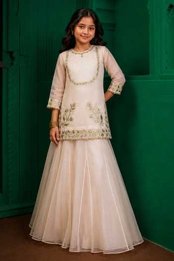 Charu Makkar Ivory Organza Embroidered Kurta Sharara Set at Aza Fashions Charu Makkar_Ivory Organza Embroidered Kurta Sharara Set _at_Aza_Fashions