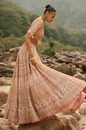 Nitika Gujral Pink Silk, Net Round Neck Blush Vintage Bridal Lehenga Set Online at Aza Fashions Nitika Gujral_Pink Silk, Net Round Neck Blush Vintage Bridal Lehenga Set _Online_at_Aza_Fashions