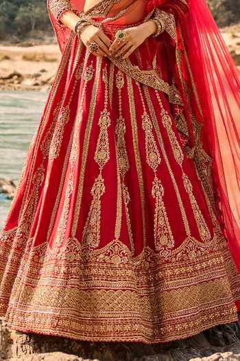 Nitika Gujral Red Silk, Net Sweetheart Neck Regal Scarlet Bridal Lehenga Set Online at Aza Fashions Nitika Gujral_Red Silk, Net Sweetheart Neck Regal Scarlet Bridal Lehenga Set _Online_at_Aza_Fashions