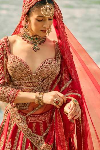 Nitika Gujral Red Silk, Net Sweetheart Neck Regal Scarlet Bridal Lehenga Set at Aza Fashions Nitika Gujral_Red Silk, Net Sweetheart Neck Regal Scarlet Bridal Lehenga Set _at_Aza_Fashions