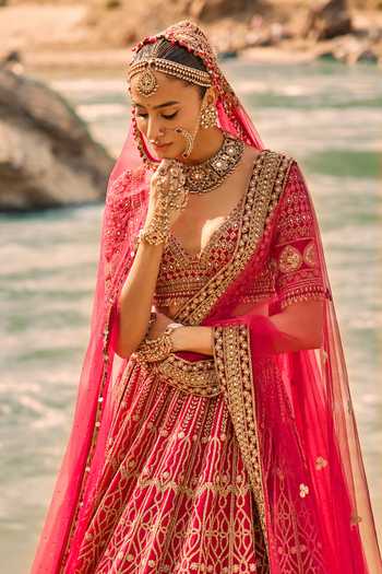 Nitika Gujral Red Silk, Net, Velvet Sweetheart Neck Regalia Jaali Bridal Lehenga Set Online at Aza Fashions Nitika Gujral_Red Silk, Net, Velvet Sweetheart Neck Regalia Jaali Bridal Lehenga Set _Online_at_Aza_Fashions