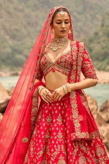 Buy Nitika Gujral Gold Silk, Net Sweetheart Neck Ember Royal Bridal Lehenga Set Online at Aza Fashions Buy_Nitika Gujral_Gold Silk, Net Sweetheart Neck Ember Royal Bridal Lehenga Set _Online_at_Aza_Fashions