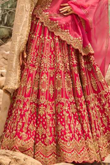 Shop Nitika Gujral Fuchsia Silk, Net Sweetheart Neck Fuschia Bloom Bridal Lehenga Set Online at Aza Fashions Shop_Nitika Gujral_Fuchsia Silk, Net Sweetheart Neck Fuschia Bloom Bridal Lehenga Set _Online_at_Aza_Fashions