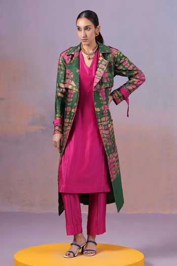 Buy Ananya Agrawal Label Pink Chanderi Silk Rangrezi Shibori Dyed Trench Coat Online at Aza Fashions Buy_Ananya Agrawal Label_Pink Chanderi Silk Rangrezi Shibori Dyed Trench Coat _Online_at_Aza_Fashions