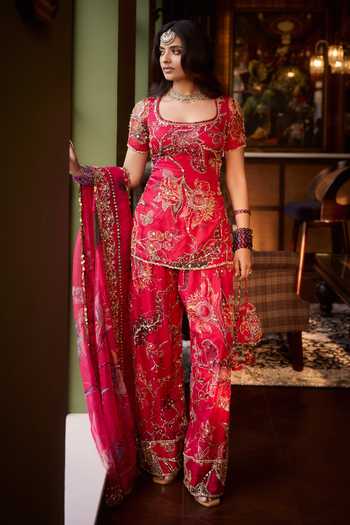 Mahima Mahajan Nura Embroidered Short Kurta Set 