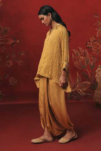Buy Twenty Nine Yellow Silk Collared Neck A-line High Low Bandhani Shirt Online at Aza Fashions Buy_Twenty Nine_Yellow Silk Collared Neck A-line High Low Bandhani Shirt _Online_at_Aza_Fashions