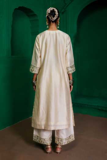 Charu Makkar Sharmila Embroidered Kurta Pant Set