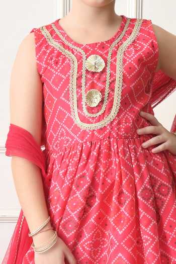 Petite Pomme Pink Cotton, Polyester, Net Bandhani Print Kurta Set Online at Aza Fashions Petite Pomme_Pink Cotton, Polyester, Net Bandhani Print Kurta Set _Online_at_Aza_Fashions