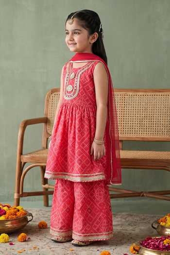 Buy Petite Pomme Pink Cotton, Polyester, Net Bandhani Print Kurta Set Online at Aza Fashions Buy_Petite Pomme_Pink Cotton, Polyester, Net Bandhani Print Kurta Set _Online_at_Aza_Fashions