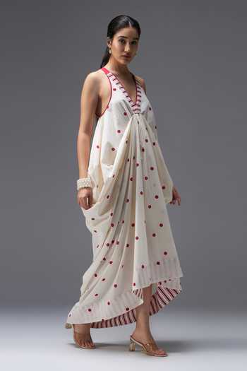 Aaroh By Dolly_White Pure Cotton V-neck Hand Block Print Kaftan _at_Aza_Fashions