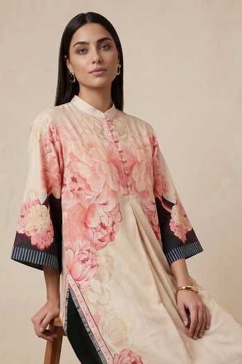 Shop Satya Paul Pink Chanderi Mandarin Collar Rosy Altar Printed Kurta Online at Aza Fashions Shop_Satya Paul_Pink Chanderi Mandarin Collar Rosy Altar Printed Kurta _Online_at_Aza_Fashions
