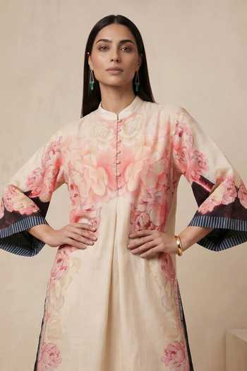 Satya Paul Pink Chanderi Mandarin Collar Rosy Altar Printed Kurta at Aza Fashions Satya Paul_Pink Chanderi Mandarin Collar Rosy Altar Printed Kurta _at_Aza_Fashions