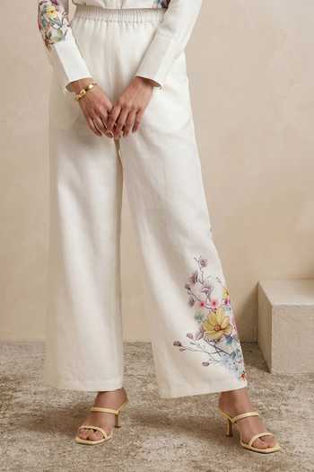 Buy Satya Paul Off White Linen, Viscose Dear Reader Printed Pant Buy_Satya Paul_Off White Linen, Viscose Dear Reader Printed Pant