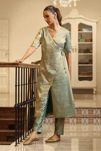 Weaver Story Handloom Tissue Angarkha & Pant Set 