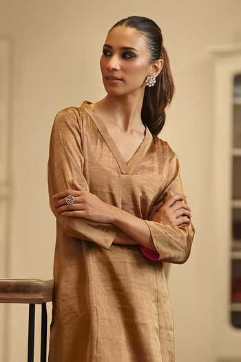 Weaver Story_Gold Chanderi Silk, Tissue V-neck Straight Fit Kurta And Pant Set _Online_at_Aza_Fashions