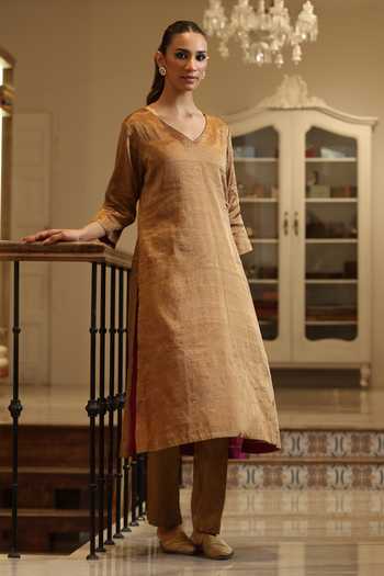 Weaver Story Handloom Tissue A-Line Kurta & Pant Set 