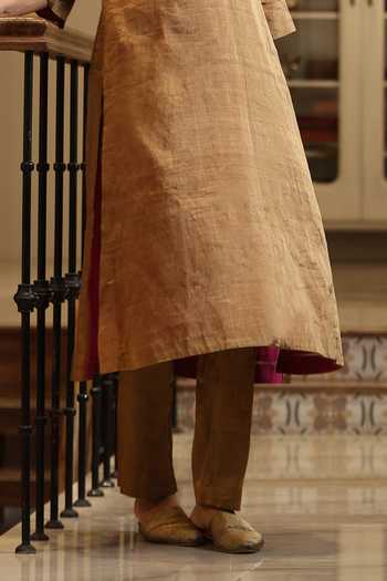 Buy Weaver Story Gold Tissue V-neck Handloom A-line Kurta And Pant Set Online at Aza Fashions Buy_Weaver Story_Gold Tissue V-neck Handloom A-line Kurta And Pant Set _Online_at_Aza_Fashions