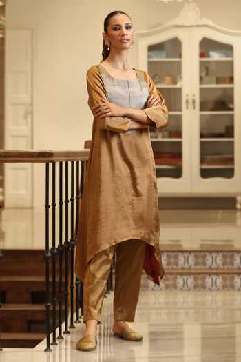 Weaver Story_Gold Tissue Round Neck, Yes Handloom Kurta With Pant _Online_at_Aza_Fashions