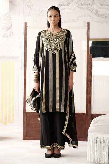 Shop_Basanti Kapde aur Koffee_Black Silk, Tissue, Georgette Notched Neck, Ethereal Ember Embroidered Kurta Set _Online_at_Aza_Fashions