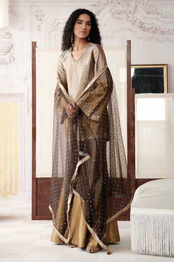 Shop Basanti Kapde aur Koffee Gold Tissue V-neck The Champagne Dusk Embroidered Kurta Sharara Set Online at Aza Fashions Shop_Basanti Kapde aur Koffee_Gold Tissue V-neck The Champagne Dusk Embroidered Kurta Sharara Set _Online_at_Aza_Fashions