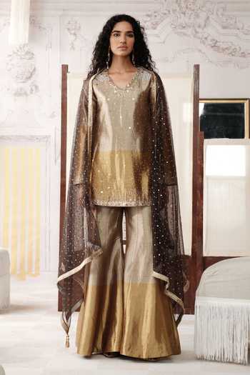 Basanti Kapde aur Koffee Gold Tissue V-neck The Champagne Dusk Embroidered Kurta Sharara Set at Aza Fashions Basanti Kapde aur Koffee_Gold Tissue V-neck The Champagne Dusk Embroidered Kurta Sharara Set _at_Aza_Fashions