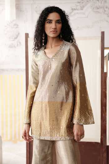 Shop Basanti Kapde aur Koffee Gold Tissue V-neck The Champagne Dusk Embroidered Kurta Sharara Set Shop_Basanti Kapde aur Koffee_Gold Tissue V-neck The Champagne Dusk Embroidered Kurta Sharara Set