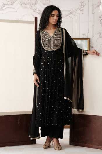 Buy Basanti Kapde aur Koffee Black Viscose Georgette V-neck The Legacy Embroidered Anarkali Set Buy_Basanti Kapde aur Koffee_Black Viscose Georgette V-neck The Legacy Embroidered Anarkali Set
