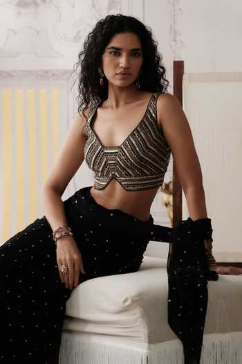 Basanti Kapde aur Koffee Black Viscose Georgette, Silk The Midnight Horizon Draped Saree With Blouse at Aza Fashions Basanti Kapde aur Koffee_Black Viscose Georgette, Silk The Midnight Horizon Draped Saree With Blouse _at_Aza_Fashions