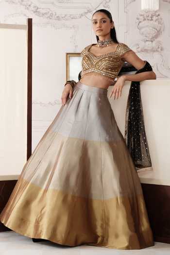 Shop Basanti Kapde aur Koffee Gold Tissue Sweetheart Neck The Royal Ombre Lehenga Set Online at Aza Fashions Shop_Basanti Kapde aur Koffee_Gold Tissue Sweetheart Neck The Royal Ombre Lehenga Set _Online_at_Aza_Fashions