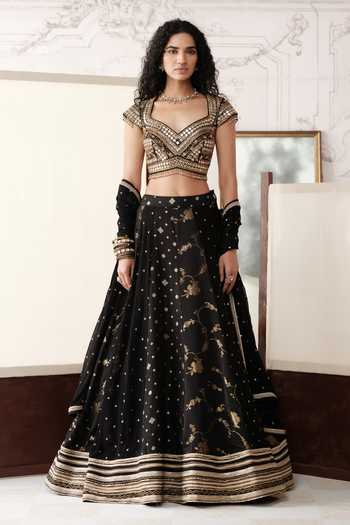 Buy Basanti Kapde aur Koffee Black Silk, Georgette Sweetheart Neck The Royal Obsidian Embroidered Lehenga Set Online at Aza Fashions Buy_Basanti Kapde aur Koffee_Black Silk, Georgette Sweetheart Neck The Royal Obsidian Embroidered Lehenga Set _Online_at_Aza_Fashions