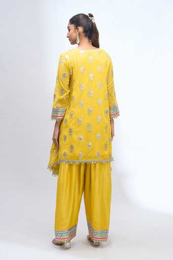 Gopi Vaid Embroidered Kurta Salwar Set 