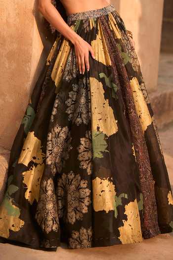 Shop Bhumika Sharma Black Organza Sweetheart Neck Rosie Print Lehenga Set Online at Aza Fashions Shop_Bhumika Sharma_Black Organza Sweetheart Neck Rosie Print Lehenga Set _Online_at_Aza_Fashions