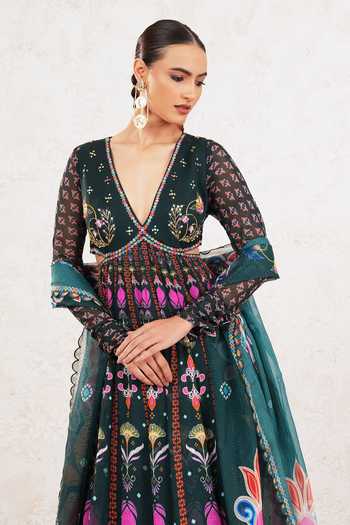 Buy_Miku Kumar_Green Georgette V-neck Dravya Printed Anarkali With Dupatta _Online_at_Aza_Fashions