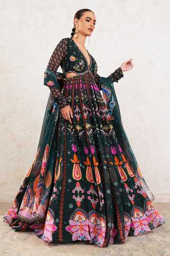 Buy_Miku Kumar_Green Georgette V-neck Dravya Printed Anarkali With Dupatta 