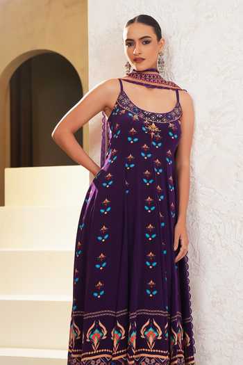 Miku Kumar_Purple Crepe Scoop Neck Devra Geometric Print Anarkali Set _at_Aza_Fashions