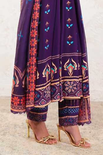 Buy_Miku Kumar_Purple Crepe Scoop Neck Devra Geometric Print Anarkali Set 