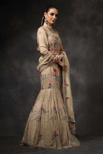 Buy_Miku Kumar_Beige Organza, Net Sweetheart Neck Ruhani Embroidered Lehenga Set _Online_at_Aza_Fashions