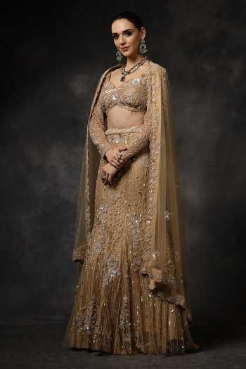 Miku Kumar_Beige Net Sweetheart Neck Noor Embroidered Lehenga Set _Online_at_Aza_Fashions