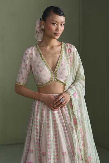 Shop_Summer By Priyanka Gupta_Pink Chanderi V-neck Lucy Printed Lehenga Set _Online_at_Aza_Fashions