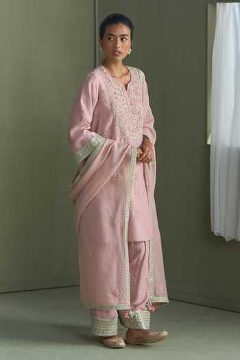 Summer By Priyanka Gupta_Pink Chanderi Round Neck Alice Dori Embroidered Kurta Set _Online_at_Aza_Fashions
