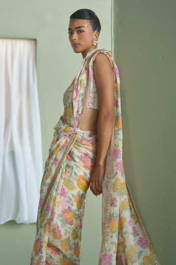 Shop_Summer By Priyanka Gupta_Multi Color Chanderi Sweetheart Neck Saree With Blouse _Online_at_Aza_Fashions