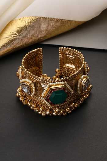 Swabhimann_Green Emerald And Polki Studded Cuff _Online_at_Aza_Fashions