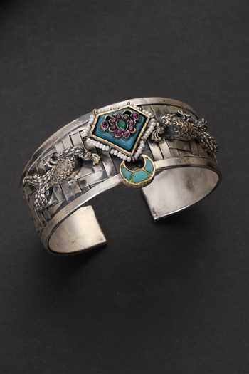 Swabhimann Peacock Carved Polki Cuff 