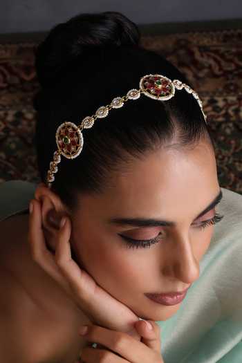 Swabhimann Kundan Embellished Mathapatti 