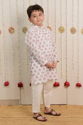 Tiny Colour_White Cotton, Poplin Paisley Print Kurta Set _Online_at_Aza_Fashions