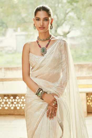 MATSYA Ivory Silk, Tissue Sweetheart Neck Silver Venetian Saree And Blouse Set Online at Aza Fashions MATSYA_Ivory Silk, Tissue Sweetheart Neck Silver Venetian Saree And Blouse Set _Online_at_Aza_Fashions