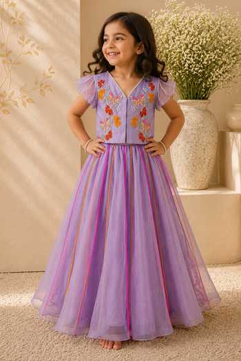 LA Dee DA Titli Hand-Embroidered Lehenga & Blouse Set 