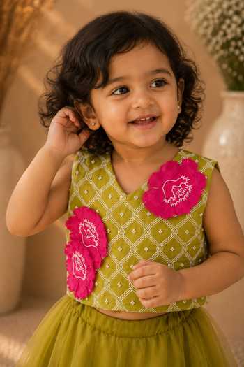 LA Dee DA Olive Green Silk, Organza, Bemberg Pista Embroidered Blouse And Lehenga Set Online at Aza Fashions LA Dee DA_Olive Green Silk, Organza, Bemberg Pista Embroidered Blouse And Lehenga Set _Online_at_Aza_Fashions